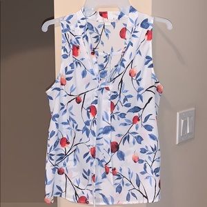 Sleeveless Apple Blouse 🍎